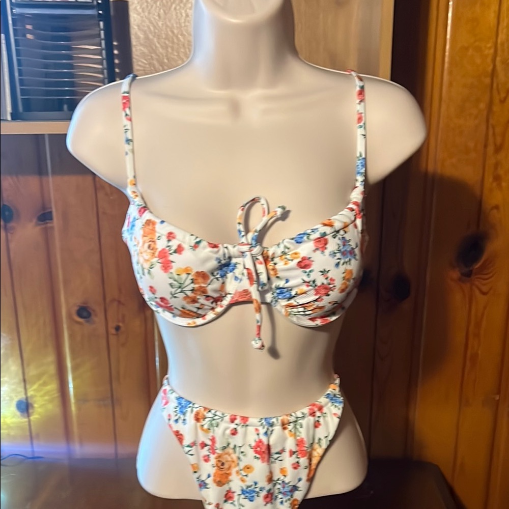 Floral Bikini Set, young women’s (my daughter is 18…it was hers)